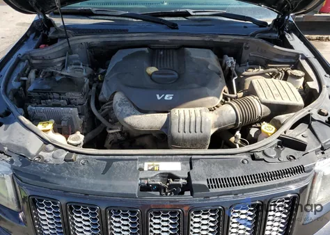 2015 Jeep Grand Cherokee Laredo из США, поврежденный, VIN 1C4RJFAG1FC720515